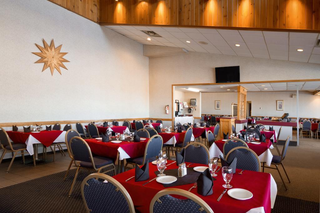 Northern Star Hotel & Convention Center Slave Lake Exteriör bild
