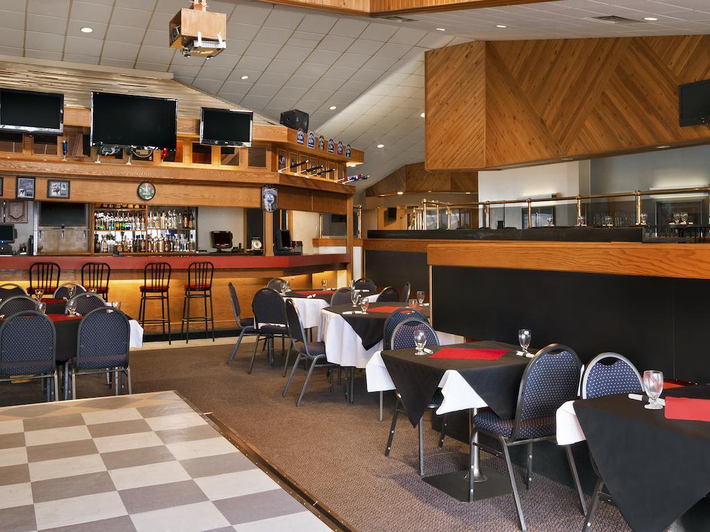 Northern Star Hotel & Convention Center Slave Lake Exteriör bild
